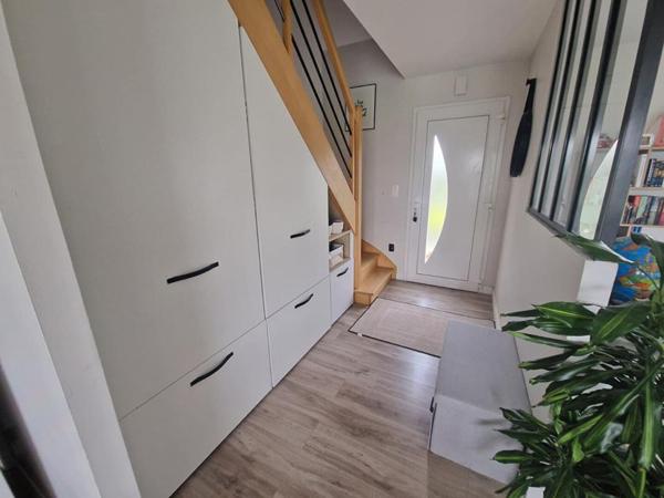 Maison Vion 7 pièce(s) 168 m2