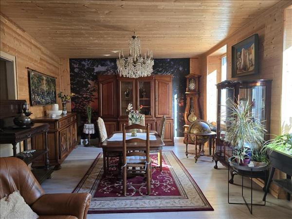 Maison à vendre |  Saint-Germain-les-Belles |  5 pièces | 183 m²