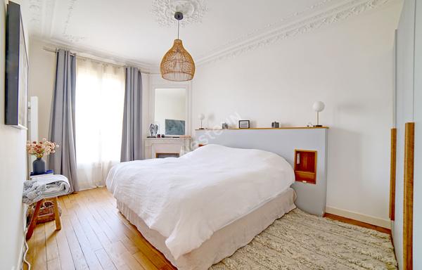 Hôtel de ville 4 Pièces 111 m² avec 2 Balcons