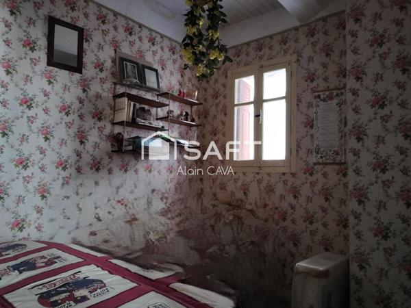 STUDIO DE 23M² SUR LE VILLAGE DE SEYNE