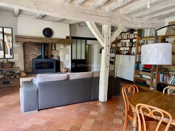 Vente                                                      Maison
                        
                     5 pièces                      142 m2                     à Montoire-sur-le-Loir