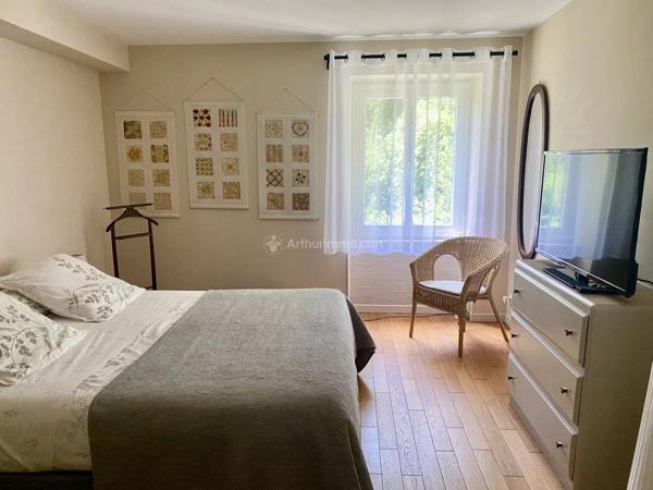 Vente                                                      Maison
                        
                     5 pièces                      142 m2                     à Montoire-sur-le-Loir