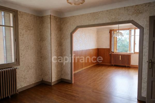 Maison sur sous-sol – Quartier des Montapins, proche commodités