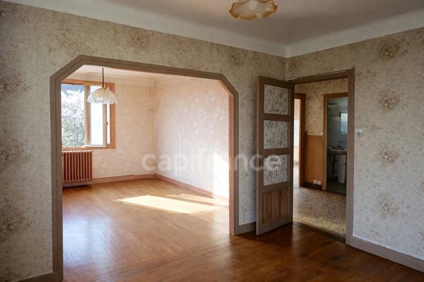 Maison sur sous-sol – Quartier des Montapins, proche commodités