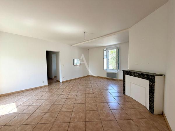 SAINT-MARTIN-LE-BEAU -Coeur de bourg - Appartement 3 pièces de 68 m²