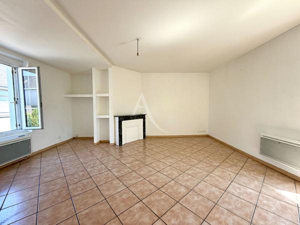 SAINT-MARTIN-LE-BEAU -Coeur de bourg - Appartement 3 pièces de 68 m²