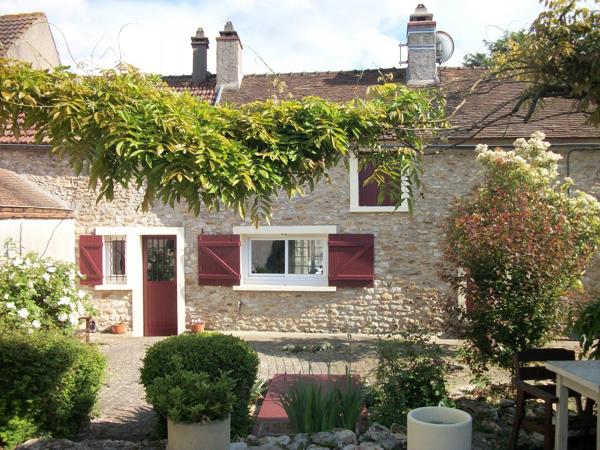Vente                                                      Maison
                        
                     6 pièces                      123 m2                     à Dourdan