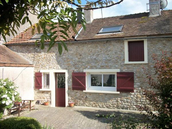 Vente                                                      Maison
                        
                     6 pièces                      123 m2                     à Dourdan