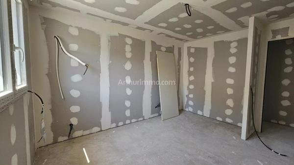 Vente                                                      Maison
                        
                     5 pièces                      95 m2                     à Boissy-sous-Saint-Yon