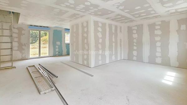 Vente                                                      Maison
                        
                     5 pièces                      95 m2                     à Boissy-sous-Saint-Yon