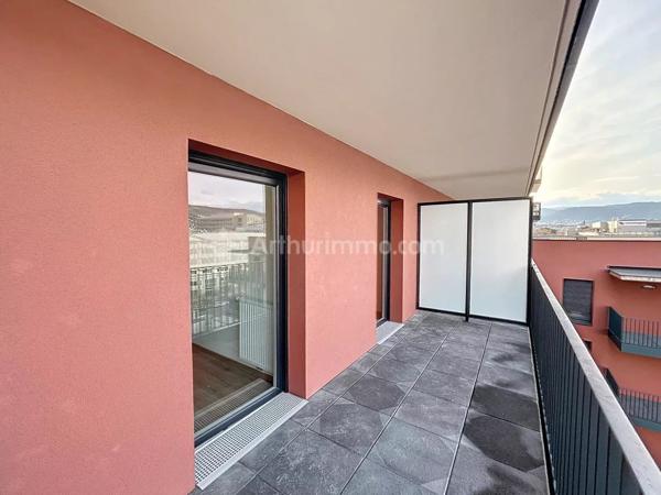 Location Appartement 3 pièces 67 m2 à Clermont-Ferrand