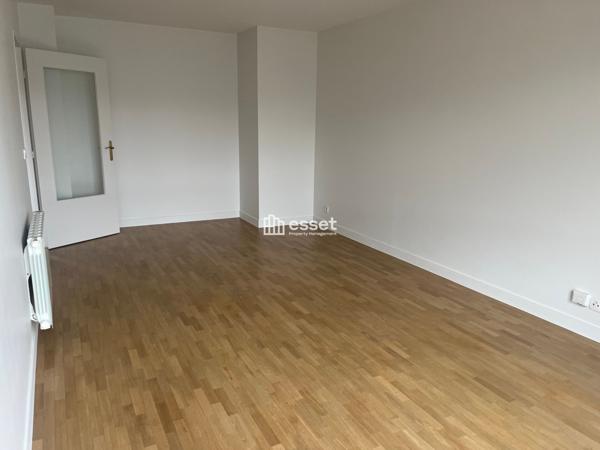 Location Appartement 2 pièces 49.52 m² - Courbevoie 92400