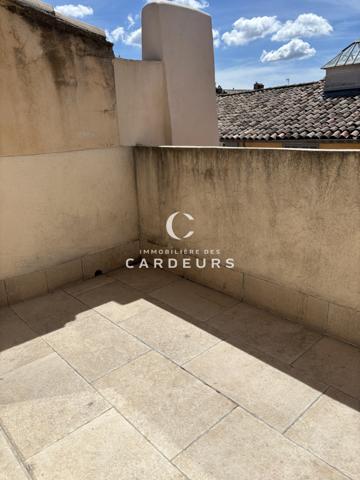 Appartement
                                                                                                                                                                                                                                                                                                                        3 pièce(s)                                                                                                                                                                                                          2 chambre(s)                                                                                                                                                                                                          72  m²