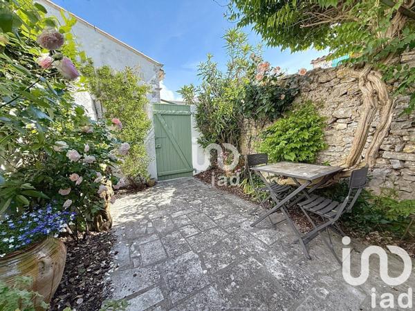 Maison traditionnelle 5 pièces de 104 m² à La Couarde-sur-Mer (17670)