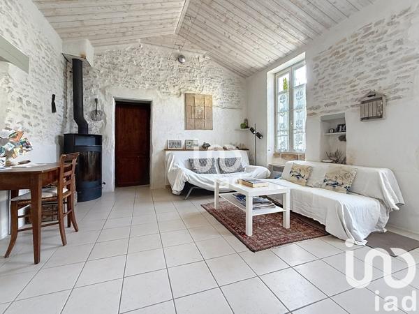 Maison traditionnelle 5 pièces de 104 m² à La Couarde-sur-Mer (17670)