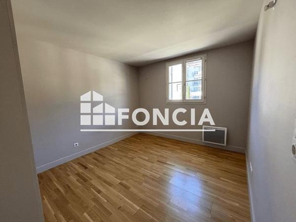 À vendre Appartement 2 pièces 48.9 m² - Villeneuve-lès-avignon 30400