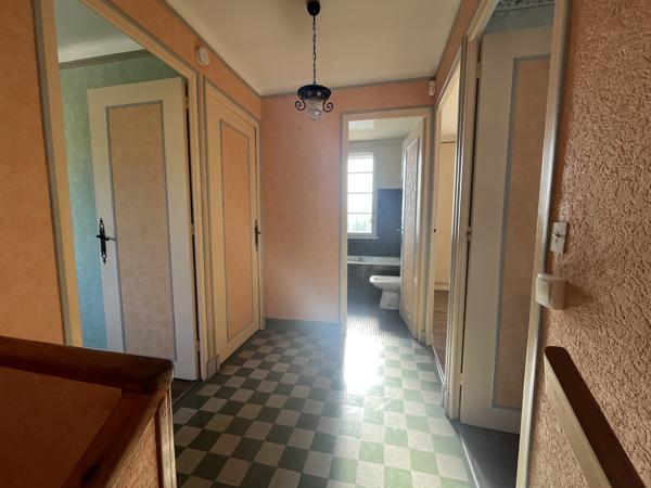 MAISON DE VILLE 4 CHAMBRES AVEC JARDIN ET GARAGE A POITIERS OUEST