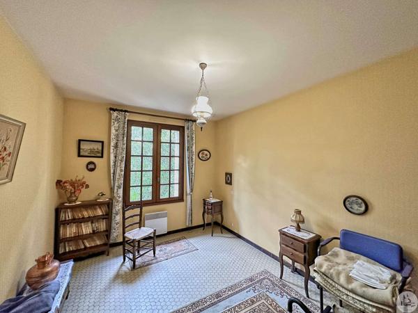 Maison de campagne avec dépendances