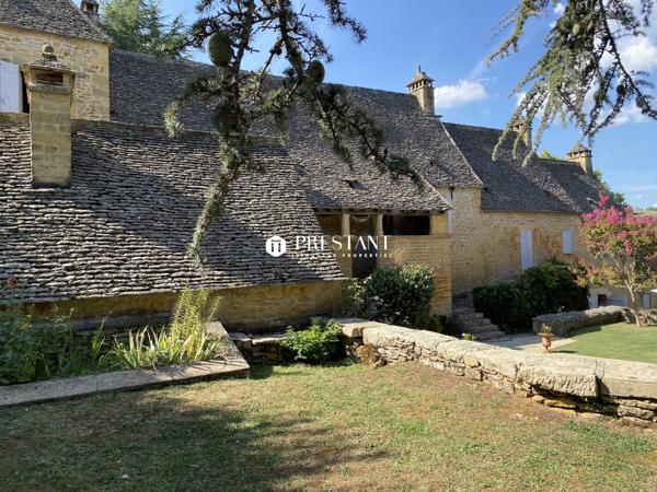 Belle maison de maître du 17ème siècle avec 5 toits de lauzes, proche de Sarlat. 3,5 hectares., SARLAT LA CANEDA