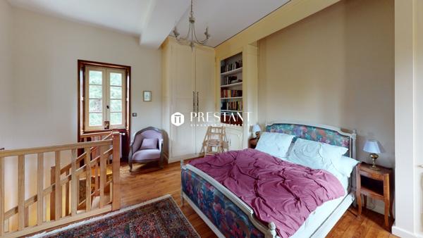 Belle maison de maître du 17ème siècle avec 5 toits de lauzes, proche de Sarlat. 3,5 hectares., SARLAT LA CANEDA