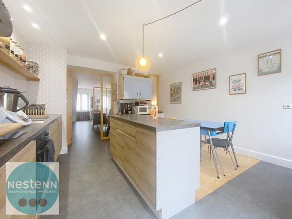 Maison de ville 4 pièces Orléans 110 m2 et sa cour privée sans vis à vis