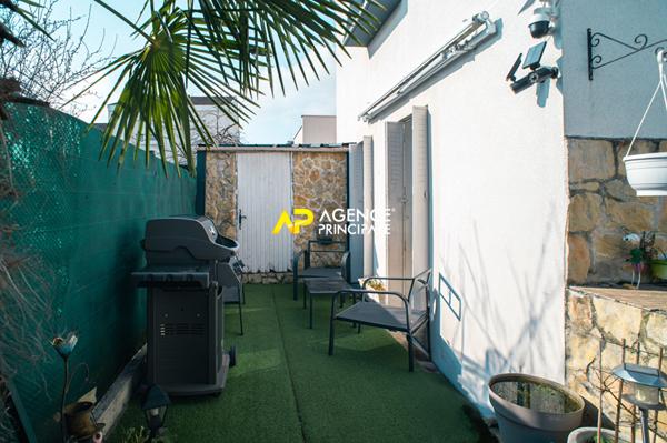 Appartement Sartrouville Le Val Notre-Dame 3 pièces 64 m² avec terrasse et box €259 900 ** - Référence 9509