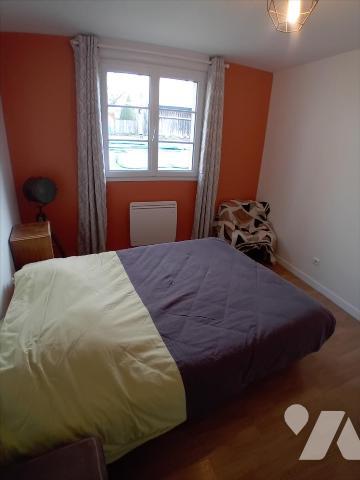 BRETTE-LES-PINS, très belle et très agréable maison de 3 chambres dont 2 en plain-pied