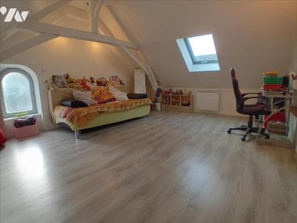 BRETTE-LES-PINS, très belle et très agréable maison de 3 chambres dont 2 en plain-pied