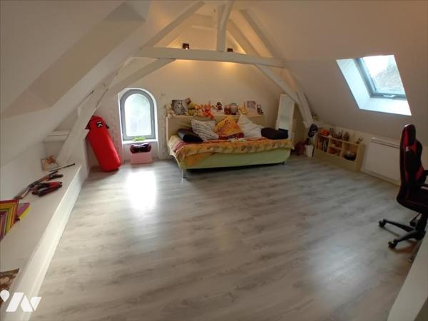 BRETTE-LES-PINS, très belle et très agréable maison de 3 chambres dont 2 en plain-pied