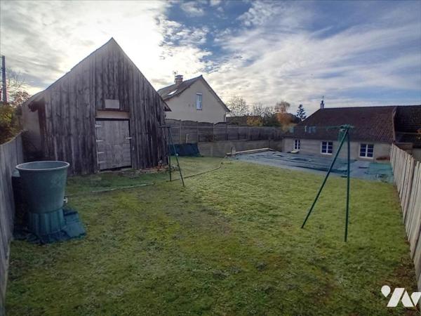 BRETTE-LES-PINS, très belle et très agréable maison de 3 chambres dont 2 en plain-pied