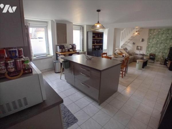 BRETTE-LES-PINS, très belle et très agréable maison de 3 chambres dont 2 en plain-pied