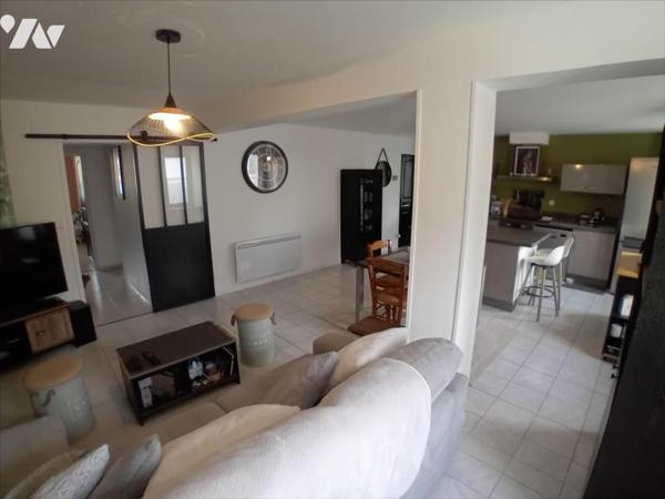 BRETTE-LES-PINS, très belle et très agréable maison de 3 chambres dont 2 en plain-pied