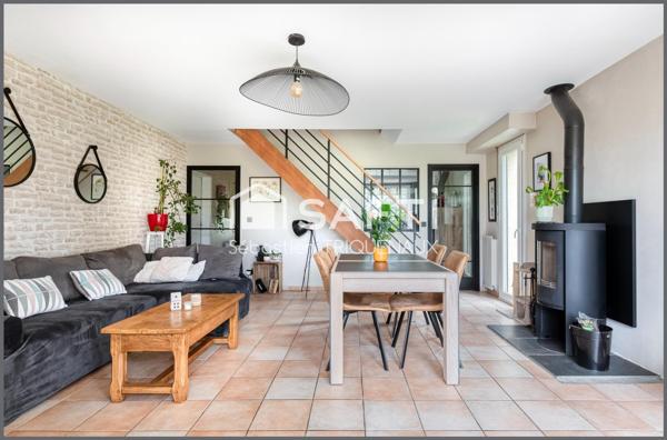 MAISON RENOVEE MONTREUIL JUIGNE, 4 CHAMBRES