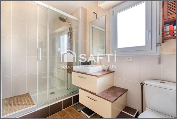 MAISON RENOVEE MONTREUIL JUIGNE, 4 CHAMBRES