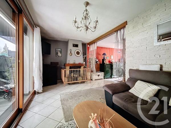 Maison à vendre  5 pièces - 85,53 m 2   NOISIEL  - 77