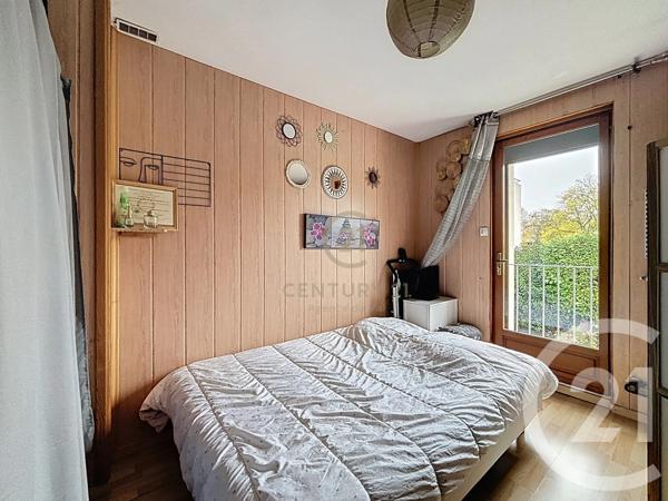 Maison à vendre  5 pièces - 85,53 m 2   NOISIEL  - 77