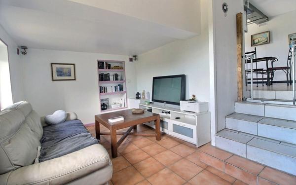 Maison à vendre    4 pièces •  Amou