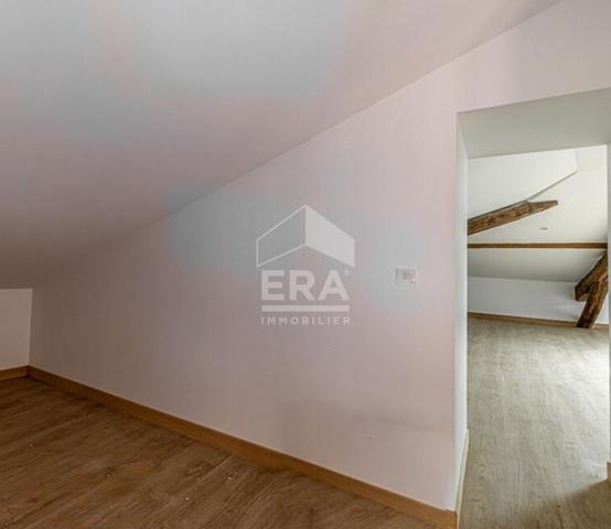 Magnifique appartement sous les combles, refait à neuf - 41m2 - Tarare