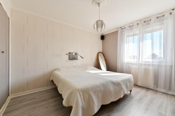 Maison à GREZIEU-LA-VARENNE, 69290 - 6 pièces 180m²