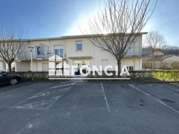 Location Appartement 2 pièces 38.06 m² - IMPASSE DU PONT DE VARS Angouleme 16000