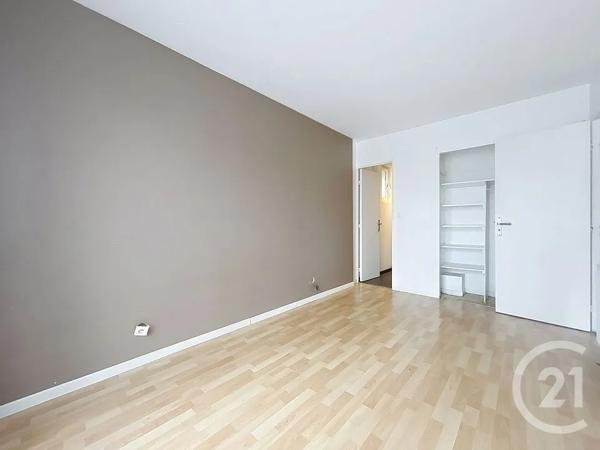 Maison à vendre  6 pièces - 128 m 2   ST FARGEAU PONTHIERRY  - 77