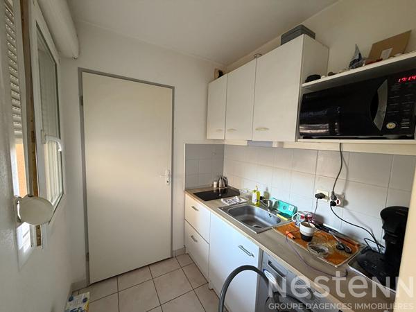 CARCASSONNE - APPARTEMENT T2 LOUÉ AVEC TERRASSE, ASCENSEUR ET PARKING PRIVATIF