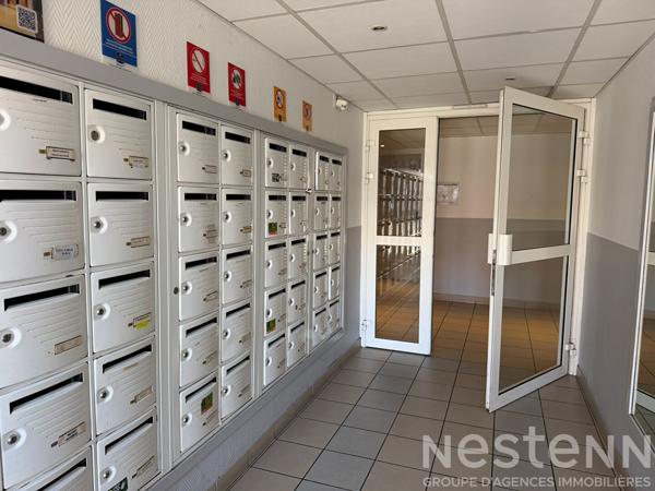 CARCASSONNE - APPARTEMENT T2 LOUÉ AVEC TERRASSE, ASCENSEUR ET PARKING PRIVATIF