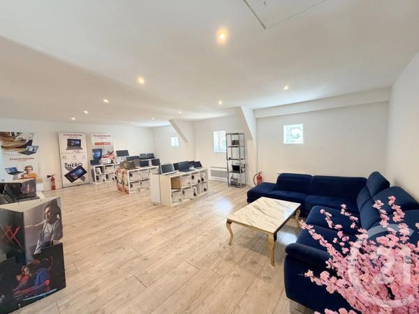 Maison à vendre  16 pièces - 695,62 m 2   DAMMARIE LES LYS  - 77