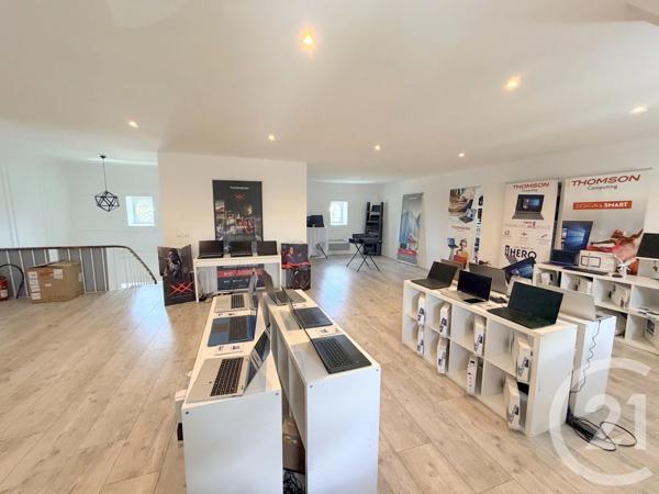 Maison à vendre  16 pièces - 695,62 m 2   DAMMARIE LES LYS  - 77