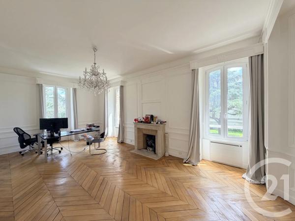 Maison à vendre  16 pièces - 695,62 m 2   DAMMARIE LES LYS  - 77