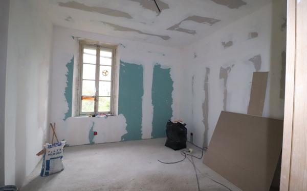 Appartement à vendre    4 pièces • 98 m2 Roquevaire