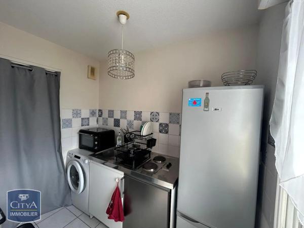 Appartement à louer 2 pièces 48.05m² Châteauroux (36000)