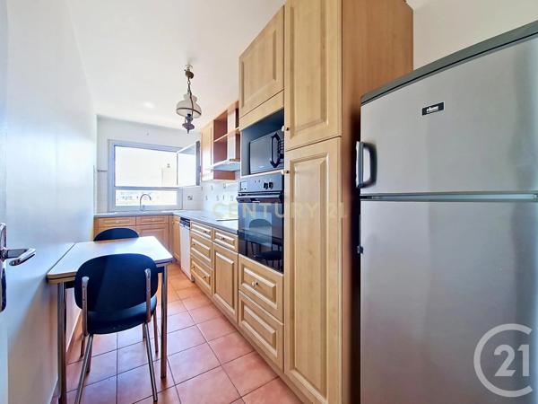 Appartement F4 à vendre  4 pièces - 81,24 m 2   BOURG LA REINE  - 92
