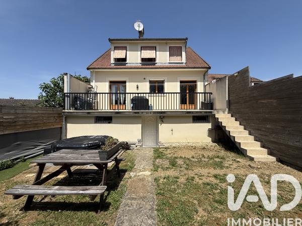 Maison à vendre 7 pièces 140 m² Vaux-le-Pénil